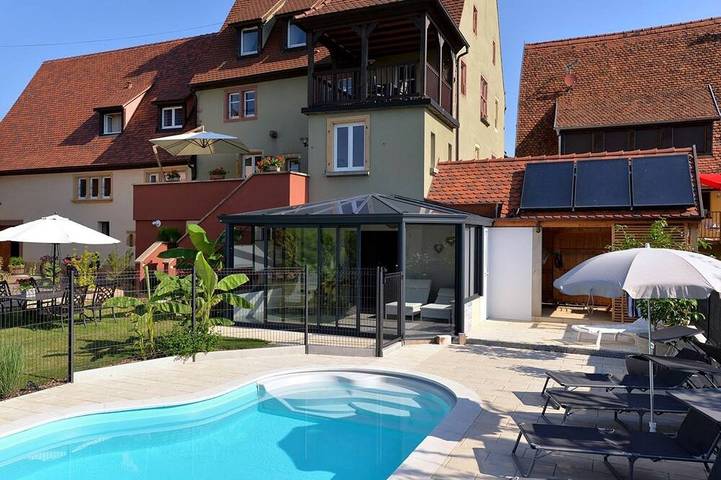 Location de vacances pour 6 personnes, avec Balcon et Jardin ainsi que Piscine et Sauna à Pfaffenheim