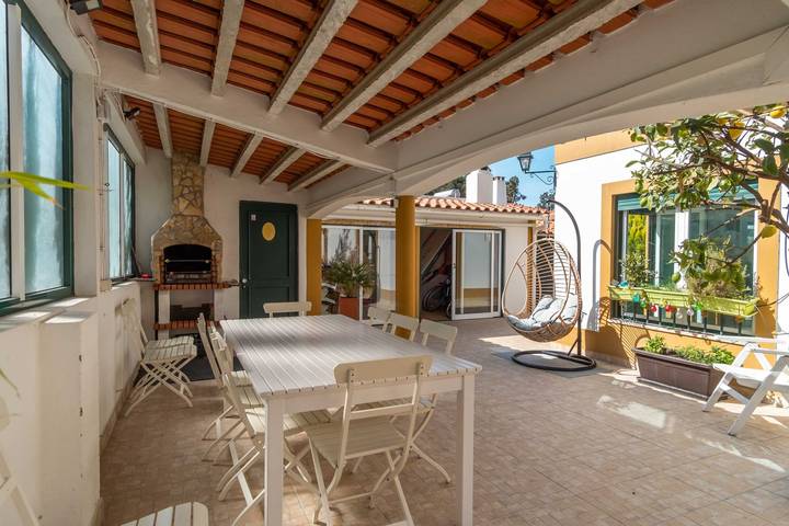Casa rural para 12 personas, con jacuzzi además de piscina y jardín, Se admiten mascotas en Costa da Caparica - 3