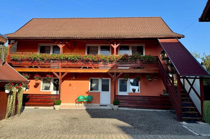 Maison d’hôte pour 4 personnes, avec Terrasse dans Mureș