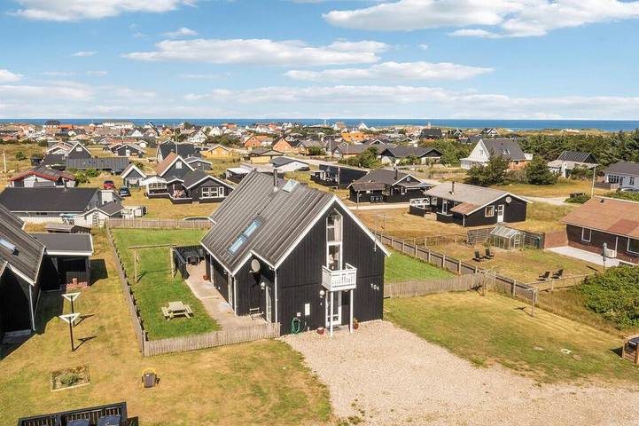 Ferienhaus für 8 Personen, mit Sauna, mit Haustier in Vorupør