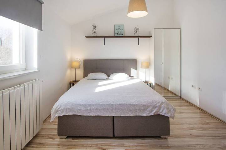 Ferienhaus mit Pool, umgeben von Wald und Weinbergen für 7, Istrien in Istrien