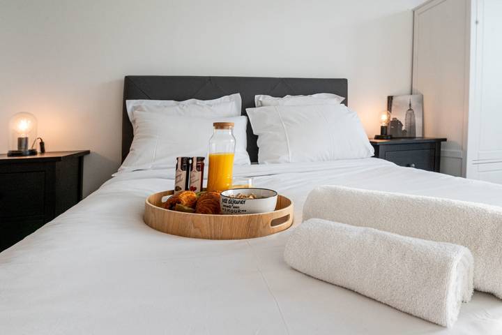 Gîte pour 3 personnes, avec balcon, adapté aux familles dans Plage De Tourgeville - 3