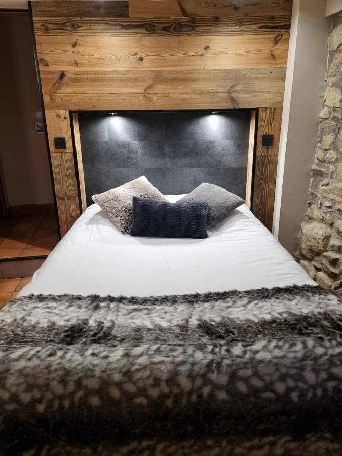 Chambre d’hôte pour 6 personnes, avec piscine ainsi que jardin et terrasse dans les Pyrénées-Orientales - 4