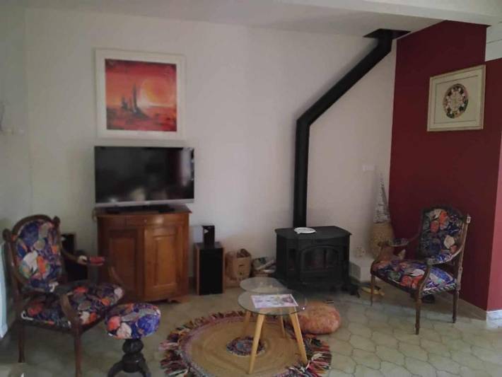 Location de vacances pour 2 personnes, avec jardin et piscine ainsi que vue et terrasse à Mazan - 3