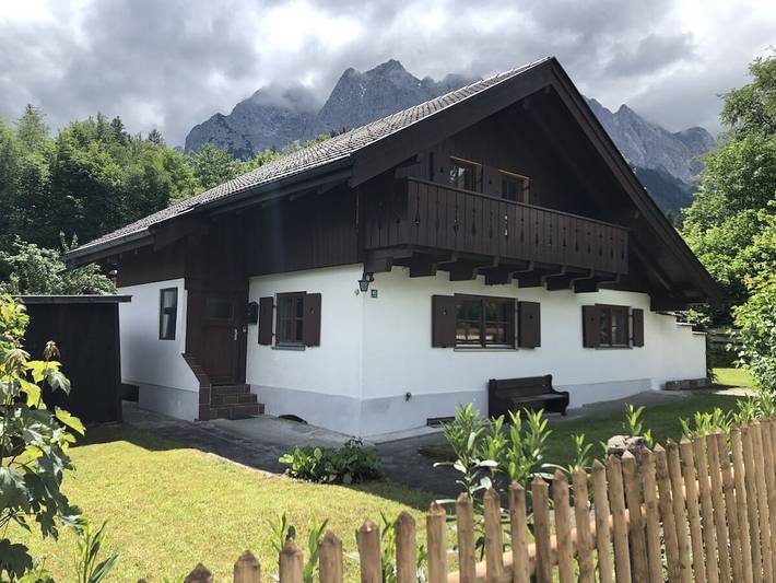 Ferienhaus für 11 Personen, mit Balkon und Garten in Grainau