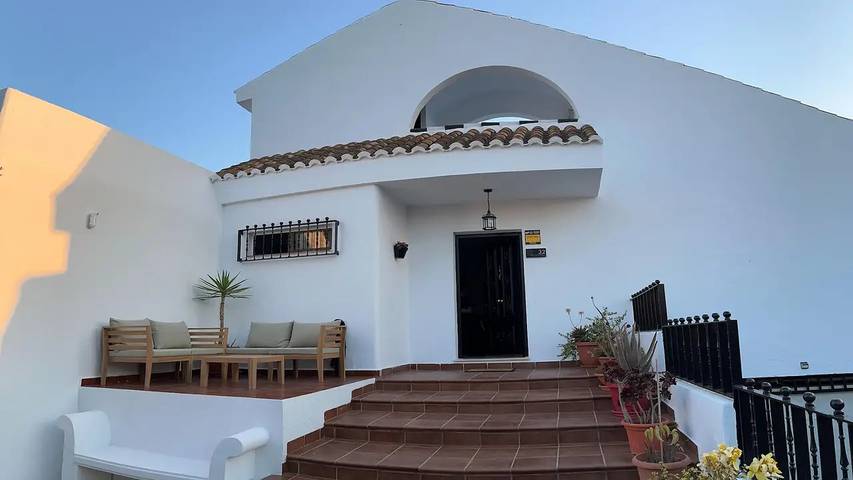 Villa per 9 persone, con piscina e terrazza, con animali domestici - 1