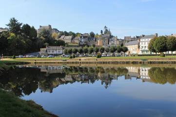 Cottage pour 2 personnes, avec vue et vue sur le lac à Quintin