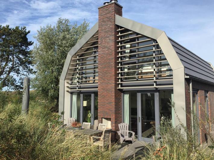 Ferienhaus für 6 Personen, mit Balkon/Terrasse und Terrasse sowie Garten und Sauna