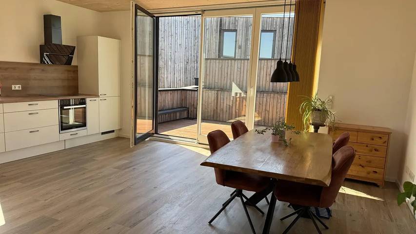Ferienwohnung für 4 Personen, mit Balkon und Terrasse sowie Garten