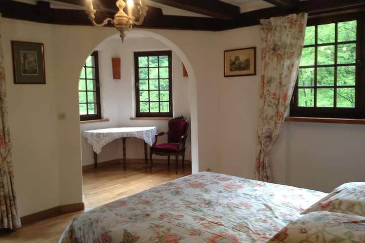 Location de vacances pour 12 personnes, avec piscine ainsi que jardin et sauna à Lohr (homonymie) - 3