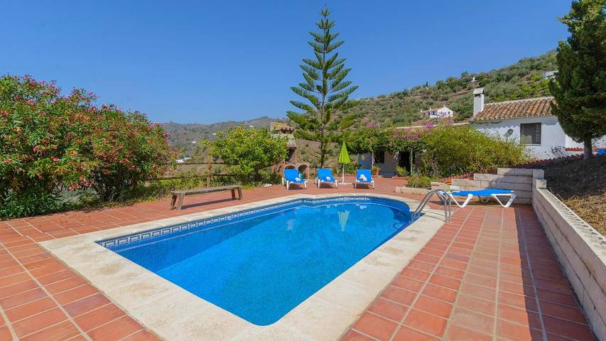 Casa rural para 4 personas, con balcón/terraza y piscina en Sayalonga - 3
