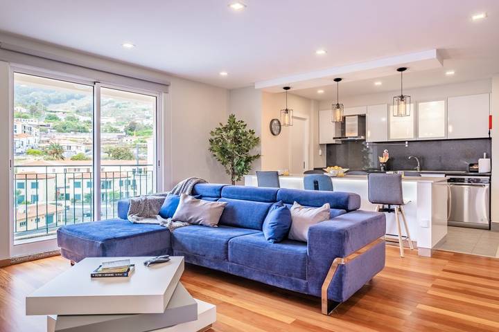 Apartamento de férias para 4 pessoas, com Vista para o mar e Varanda e ainda Terraço em Madeira
