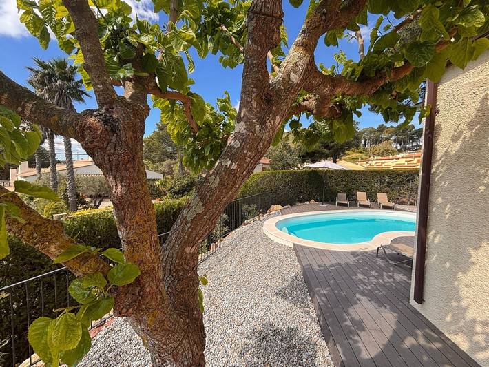 Casa rural para 6 personas, con Balcón y Terraza además de Jardín y Vistas en Serra de Daró - 2
