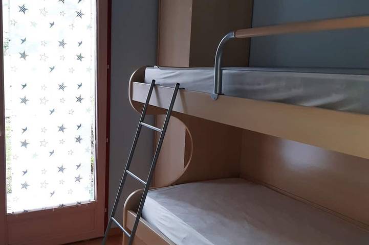 Gîte pour 4 personnes, avec jardin et terrasse à Saligos - 2