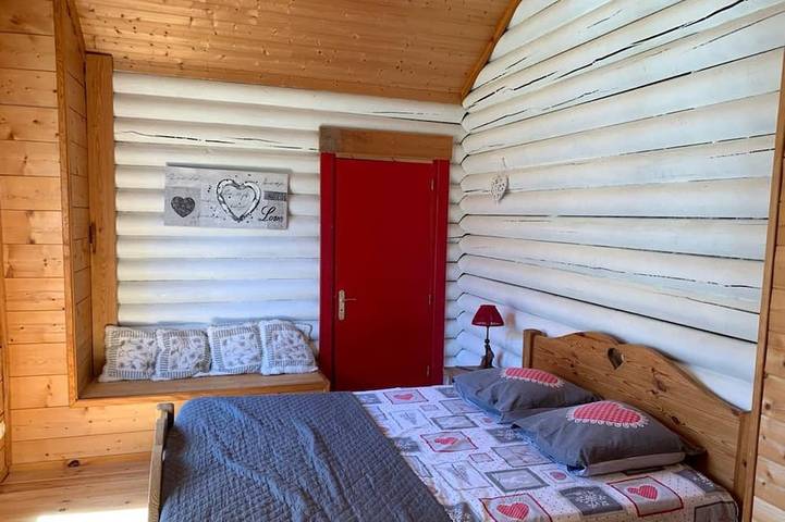 Chalet pour 8 personnes, avec balcon et jardin à Rochesson - 2