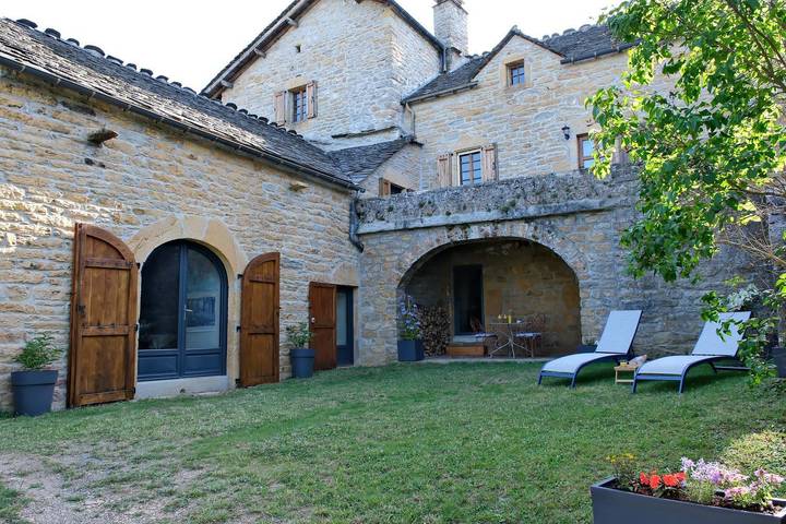 Gîte pour 4 personnes, avec Terrasse ainsi que Jardin et Vue