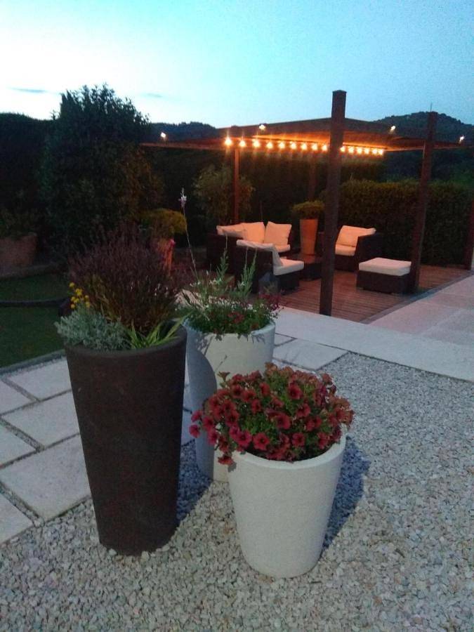 Gîte pour 2 personnes, avec piscine ainsi que jardin et vue à Auriol - 3