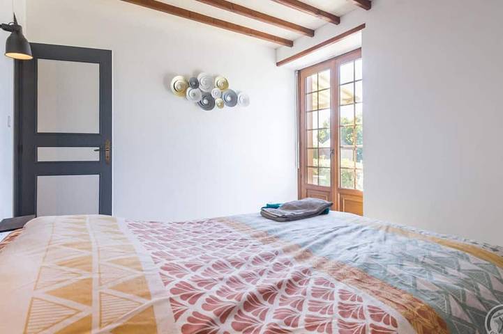 Gîte pour 15 personnes, avec sauna ainsi que jacuzzi et jardin, animaux acceptés à Saint-Brice-de-Landelles - 4