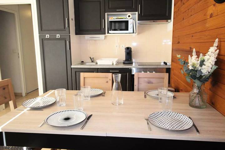 Gîte pour 6 personnes, avec balcon et vue à Saint-Mamet - 2