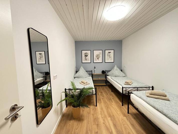 Ferienwohnung für 25 Personen, mit Terrasse in Garbsen