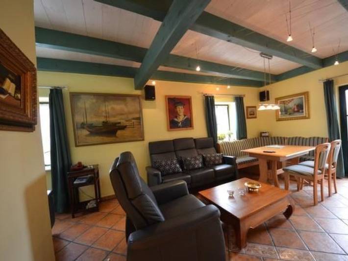 Ferienhaus für 6 Personen, mit Terrasse in Groß Zicker - 4