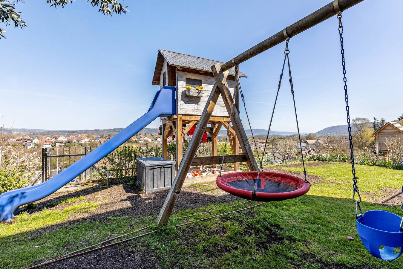 Ganze Wohnung, Ferienwohnung 'Untersee' mit Seeblick, privater Terrasse und Wi-Fi in Stockach, Landkreis Konstanz