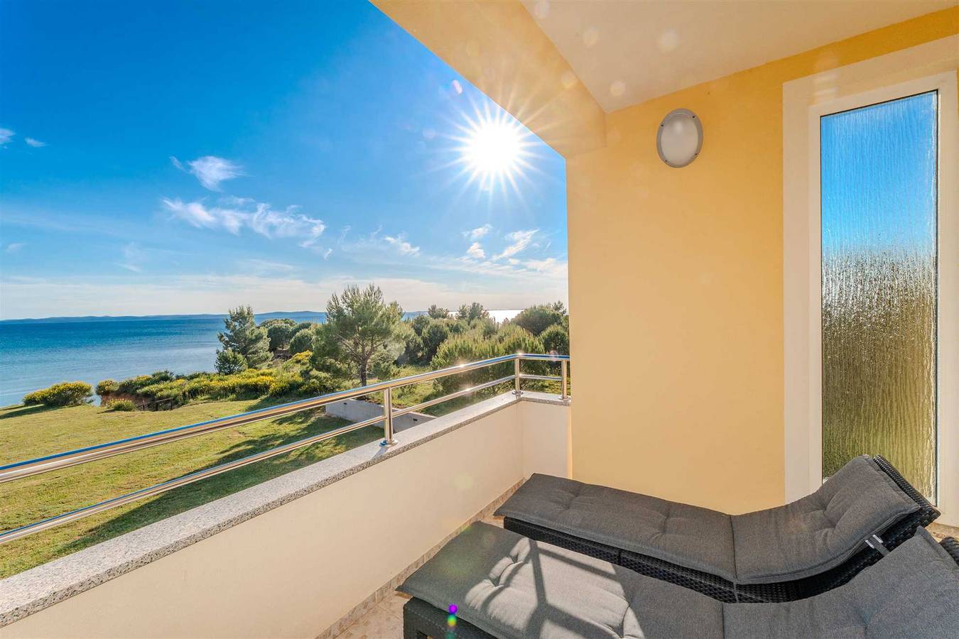 Cijeli apartman, For 2-4 persons | 20 m from the beach | quiet location in Nin, Zadarska županija