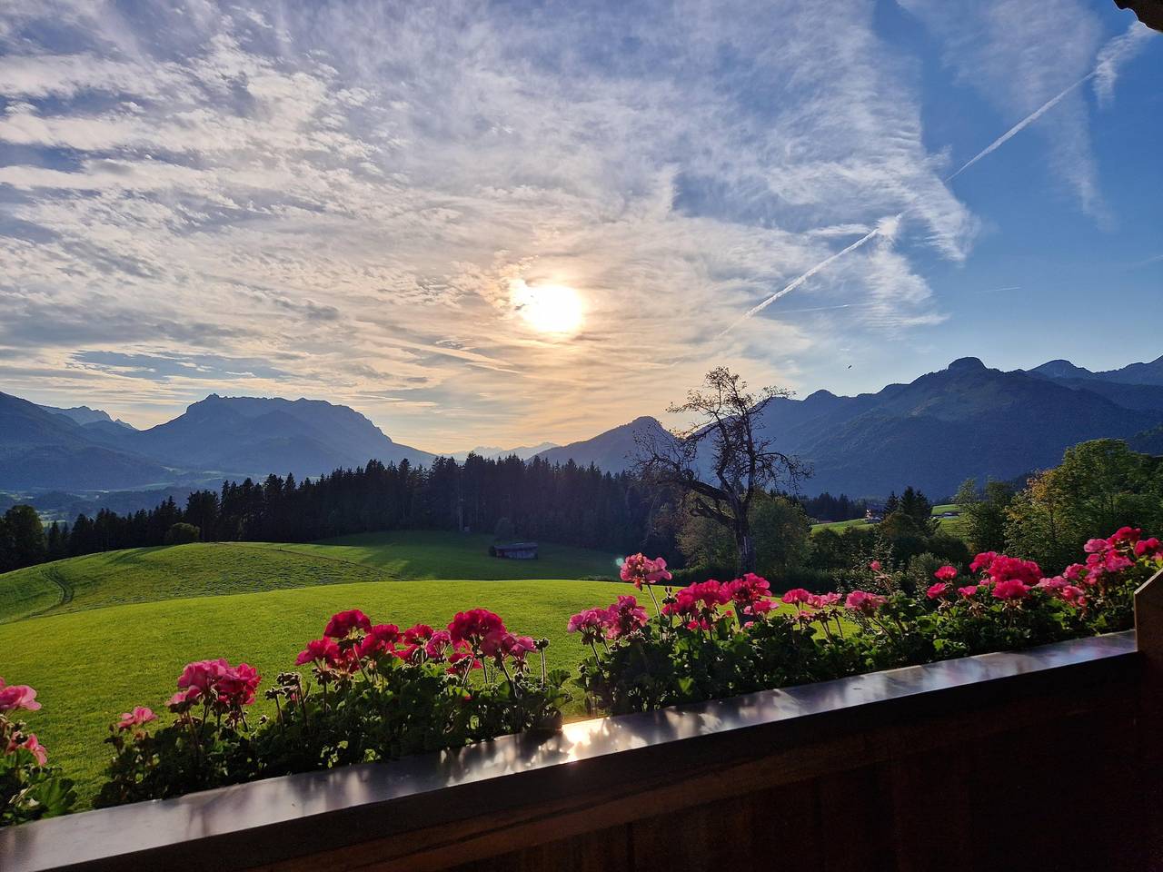 Ganze Ferienwohnung, Appartement "Zirbe", Dusche, Wc, 1 Schlafraum in Kössen, Chiemgauer Alpen