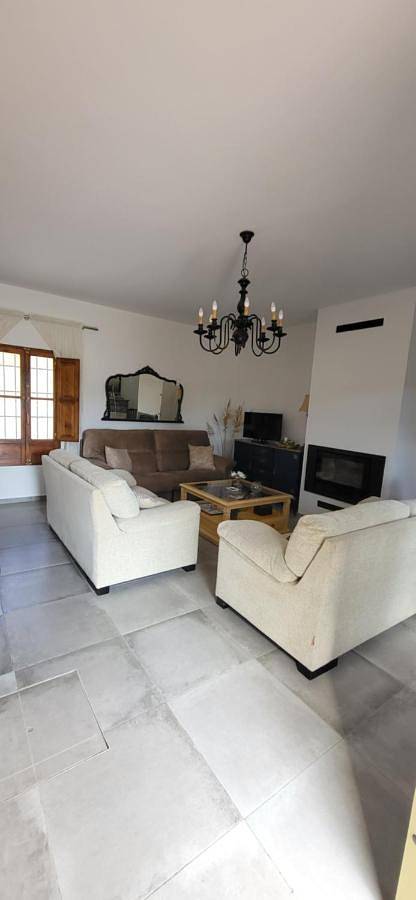 Location de vacances pour 14 personnes, avec vue ainsi que jardin et piscine à Casabermeja - 3