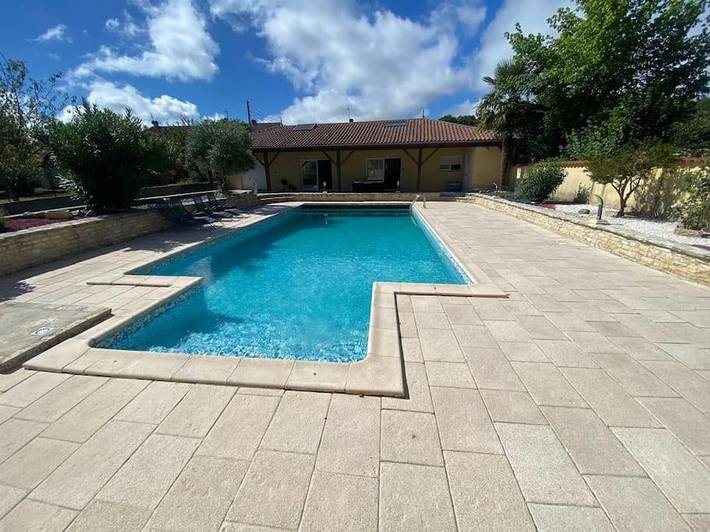 Maison de vacances pour 4 personnes, avec terrasse et piscine