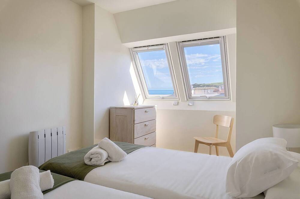 Entire apartment, Loft Penthouse on the Beach with 2 terraces in Zarautz, Basque Coast (Spain)