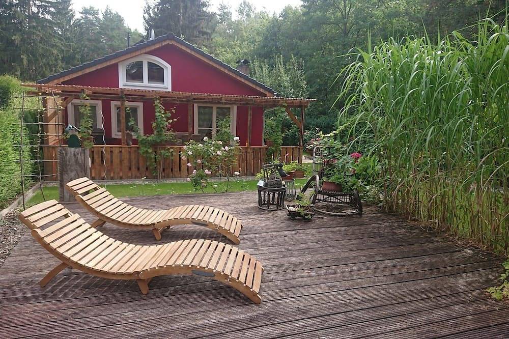 Ferienhaus für Naturliebhaber/ Neu!!separater Schwimmsteg mit Badestelle in Milmersdorf, Barnimerland Region