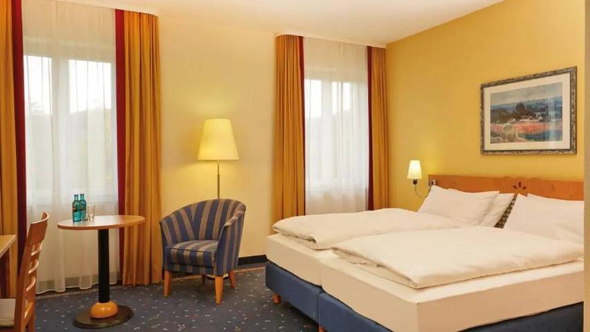 Ferienwohnung für 3 Personen, mit Terrasse und Garten sowie Pool und Sauna in Friedrichroda - 3