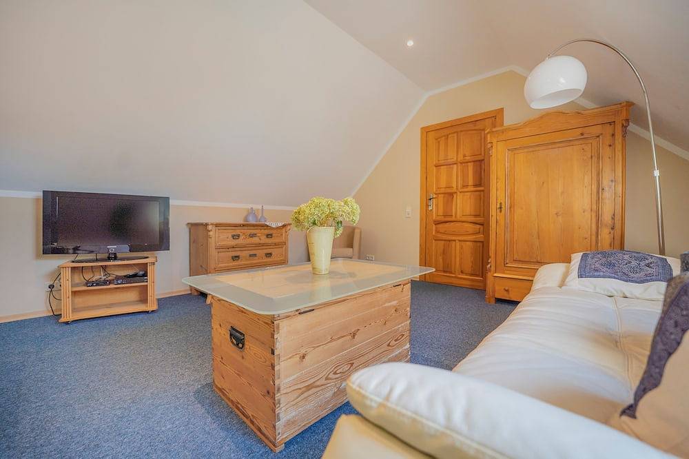 Ganze Wohnung, Komfortable Ferienwohnung mit Panoramablick auf das Riesengebirge in Jeżów Sudecki, Sudeten (Polen)