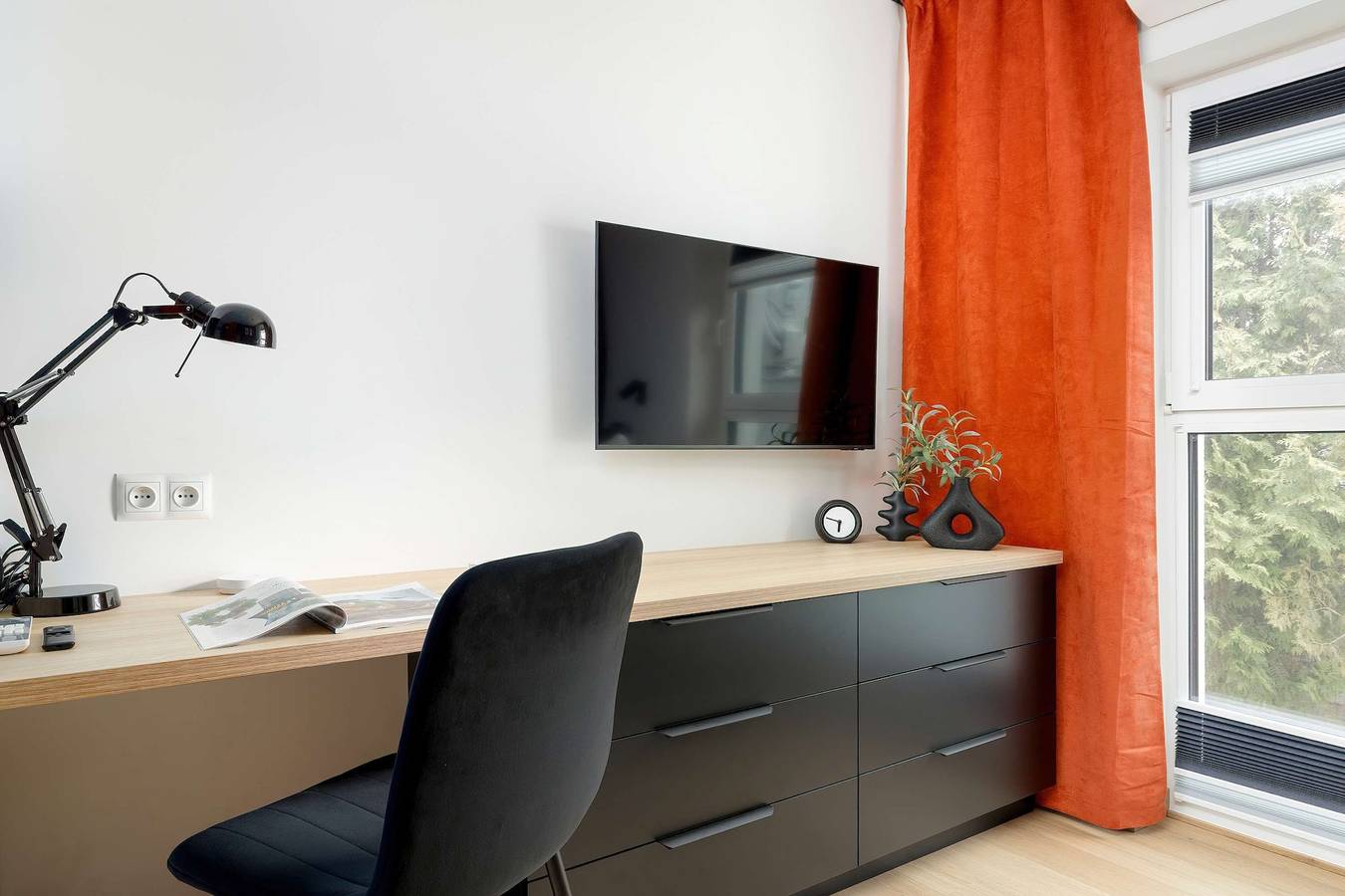 Ganzes Studio, Leszka Czarnego 15 Rzesz  w   Air Conditioned Studio with Desk and Parking in Rzeszów, Karpatenvorland