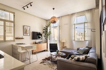 Gîte pour 2 personnes, avec balcon, adapté aux familles à Tel Aviv
