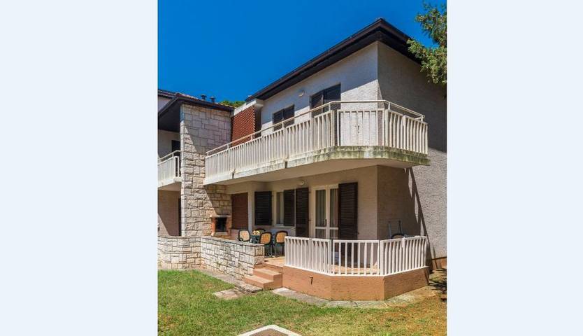 Ferienwohnung für 3 Personen, mit Balkon und Pool, kinderfreundlich in Istrien - 2