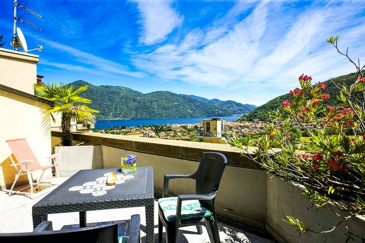 Ferienwohnung für 5 Personen, mit Balkon und Terrasse sowie Pool und Sauna in Cannobio