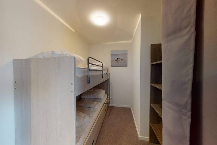 Suite for 4 people with one room with a double bed & one bunk bed in Bray-Dunes, Flanderns Dünenküste