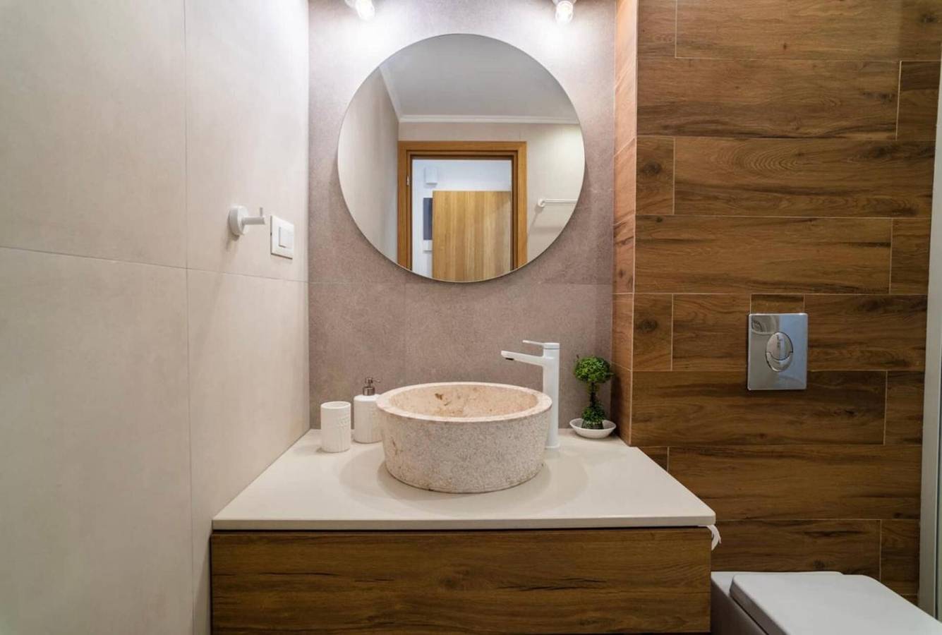 Appartement 'Old Town Luxury' met Privéterras, Wi-Fi en Airconditioning, foto 14