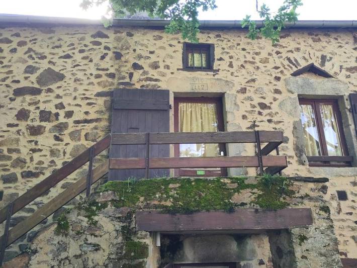 Gîte pour 5 personnes, avec vue et terrasse à Najac - 2