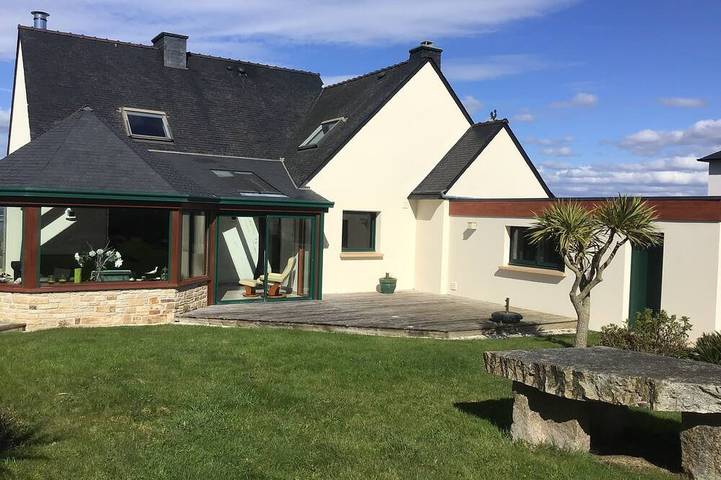 Maison de vacances pour 6 personnes, avec terrasse et jardin à Saint-Pabu