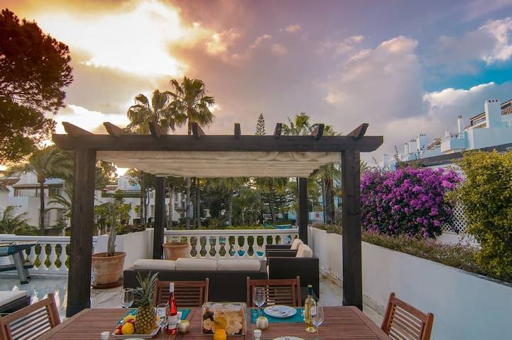 Holiday apartment for 6 people, with Balcony and Garden as well as Pool in Marbella