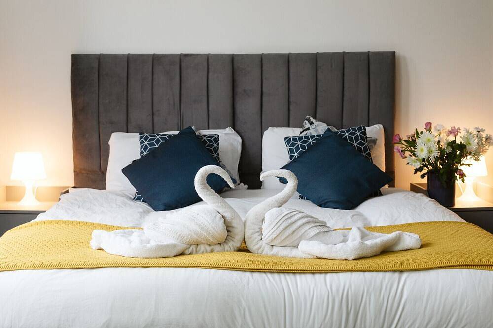 Second Floor Room - 8 in Paisley, Renfrewshire