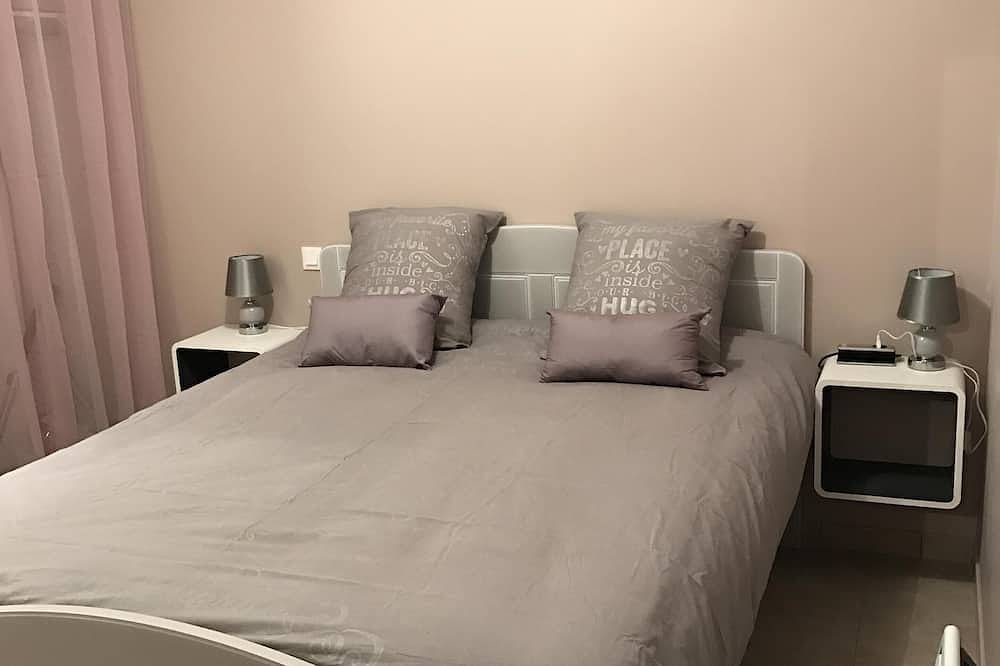 Entire apartment, Furnished apartment 24m2 in Vals-les-Bains, Parc naturel régional des Monts d'Ardèche