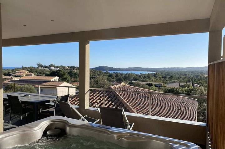 Apartamento de vacaciones para 4 personas, con piscina y terraza además de sauna y jacuzzi - 1