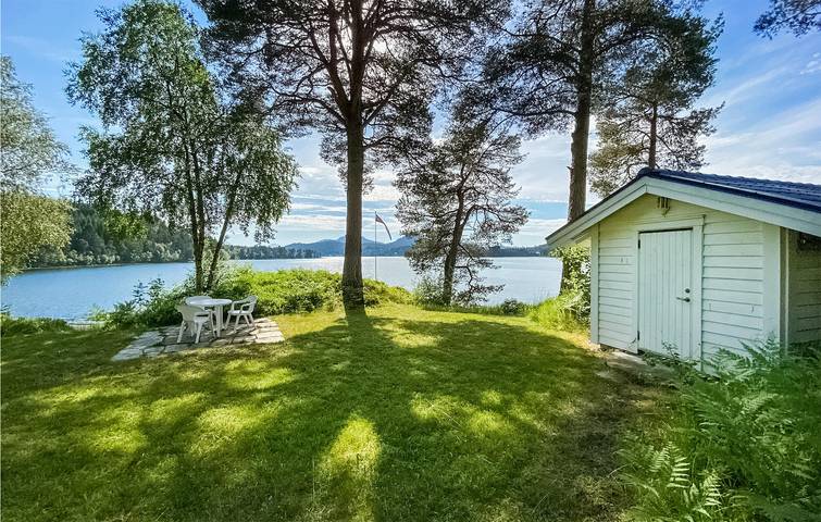 Ferienhaus für 7 Personen mit Garten in Skodje