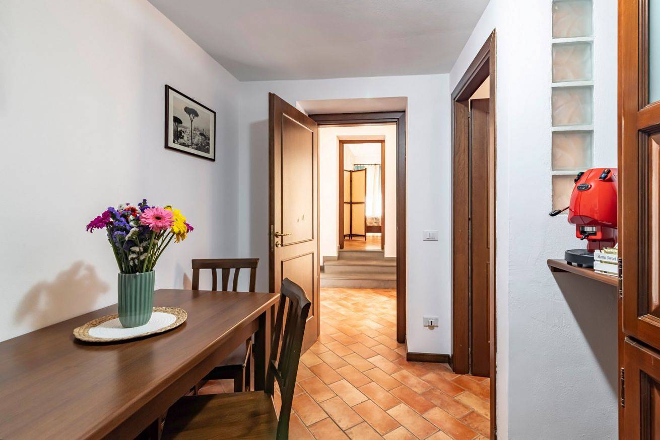 Entire apartment, Guesthost - La Maison Real Palermo in Palermo, Palermo Province
