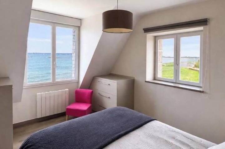 Location de vacances pour 10 personnes, avec jardin et terrasse dans Plage Du Pouldu Santec - 4