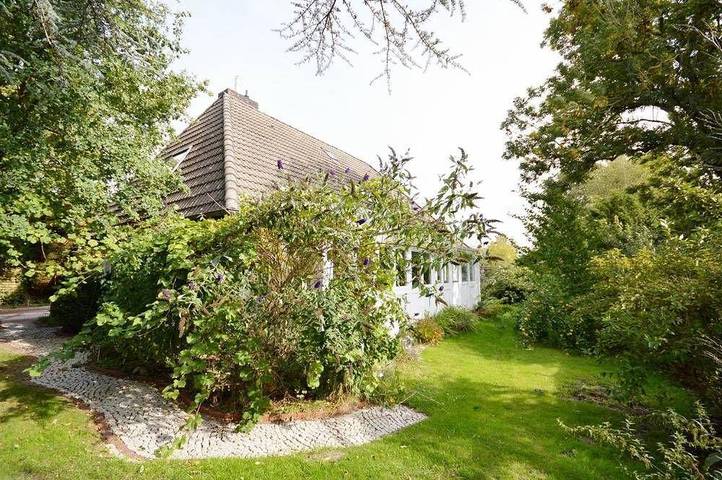 Ferienhaus für 6 Personen, mit Balkon und Garten in Norden - 2